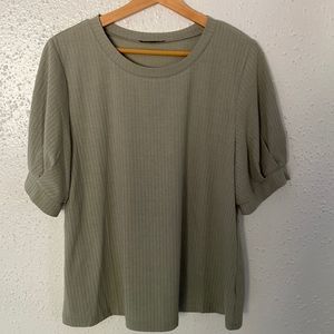 VERY J | top | blouse | large | shirt | short sleeve